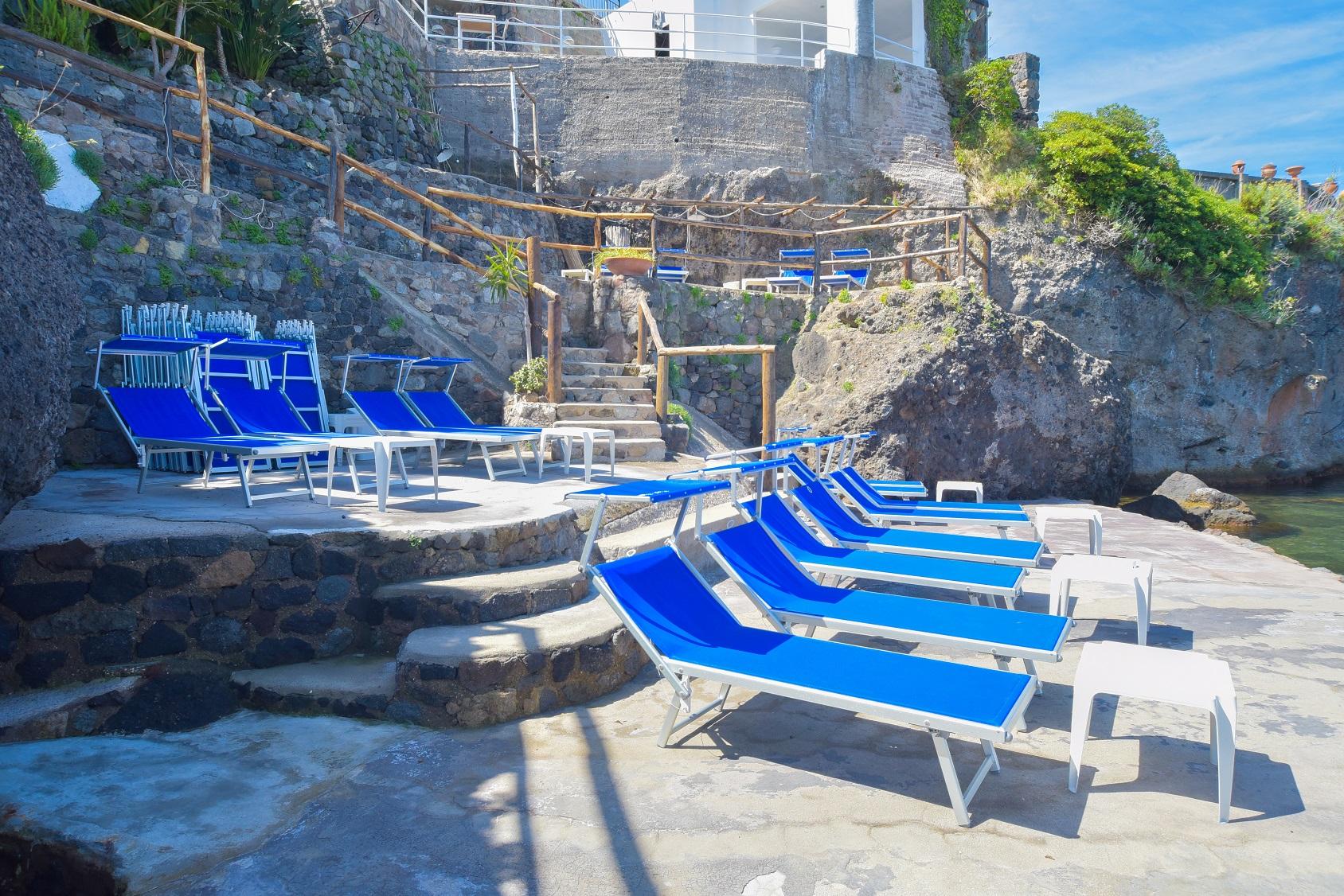 Albergo Italia - Beach Hotel Казамиччола-Терме Экстерьер фото