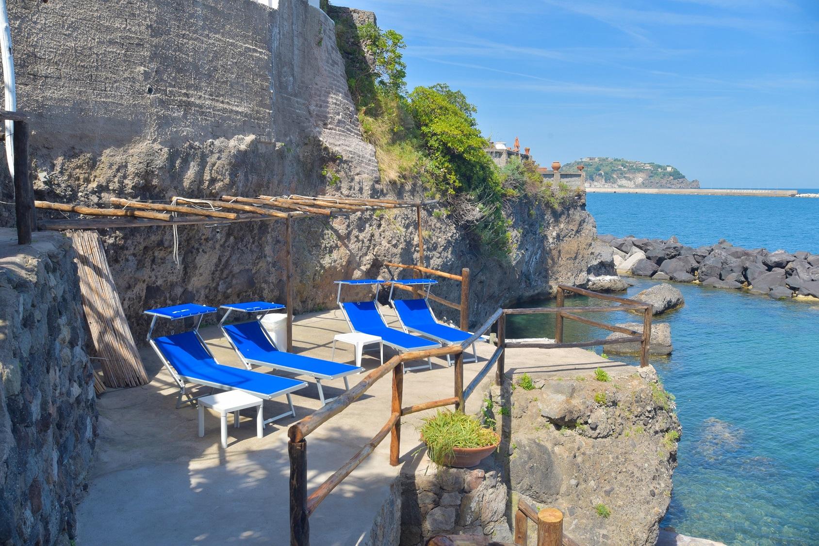 Albergo Italia - Beach Hotel Казамиччола-Терме Экстерьер фото